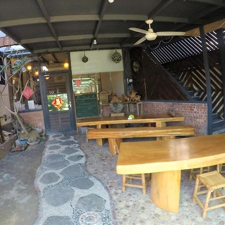 Stone Home Bed And Breakfast Taitung Экстерьер фото