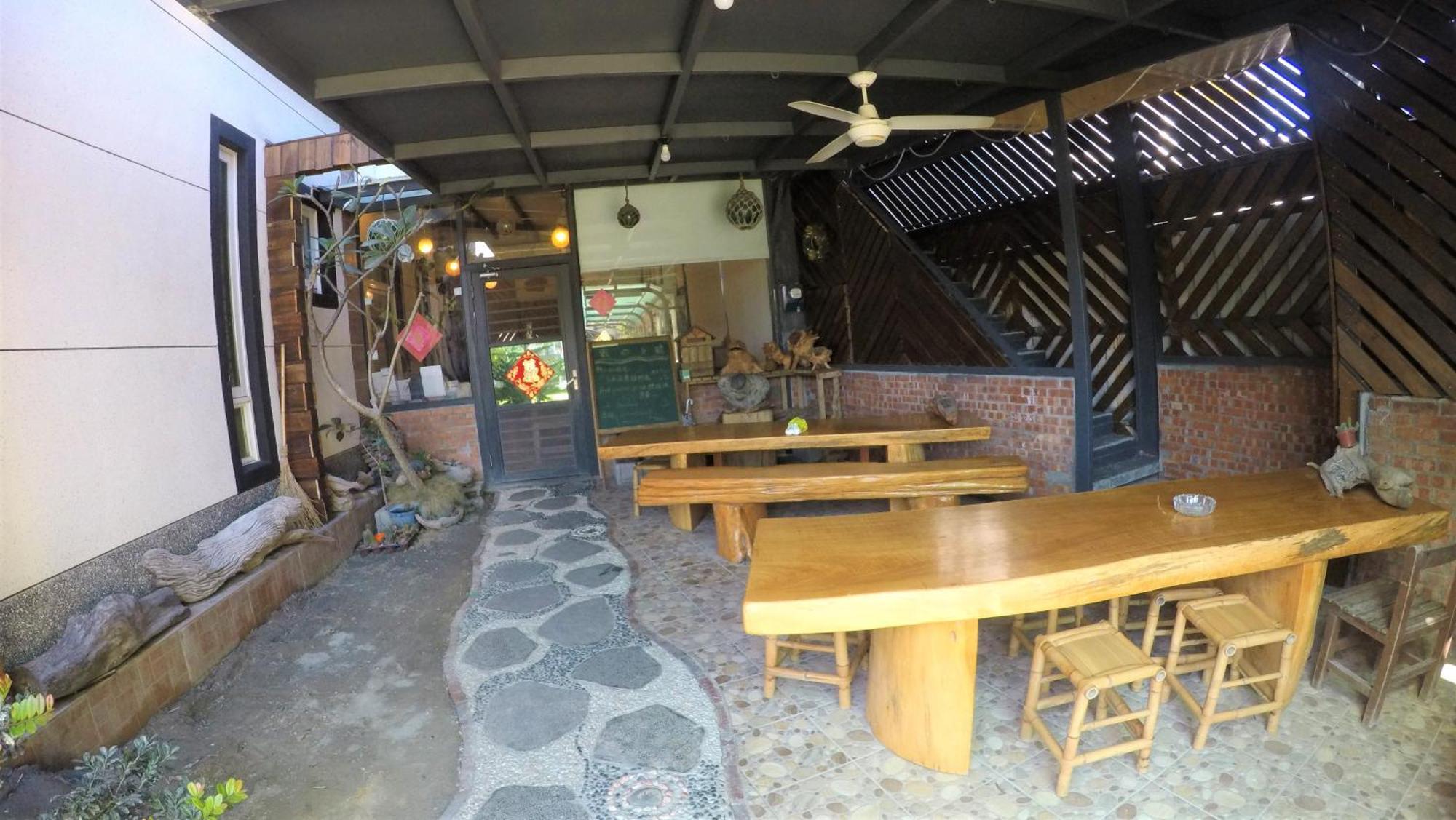 Stone Home Bed And Breakfast Taitung Экстерьер фото